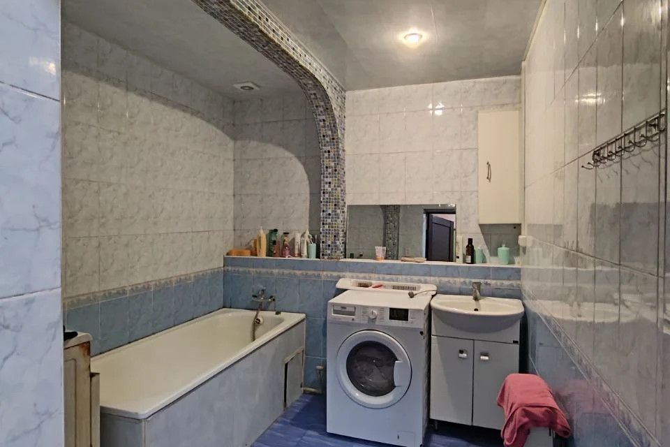 Продаётся 2-этажный дом, 240 м²