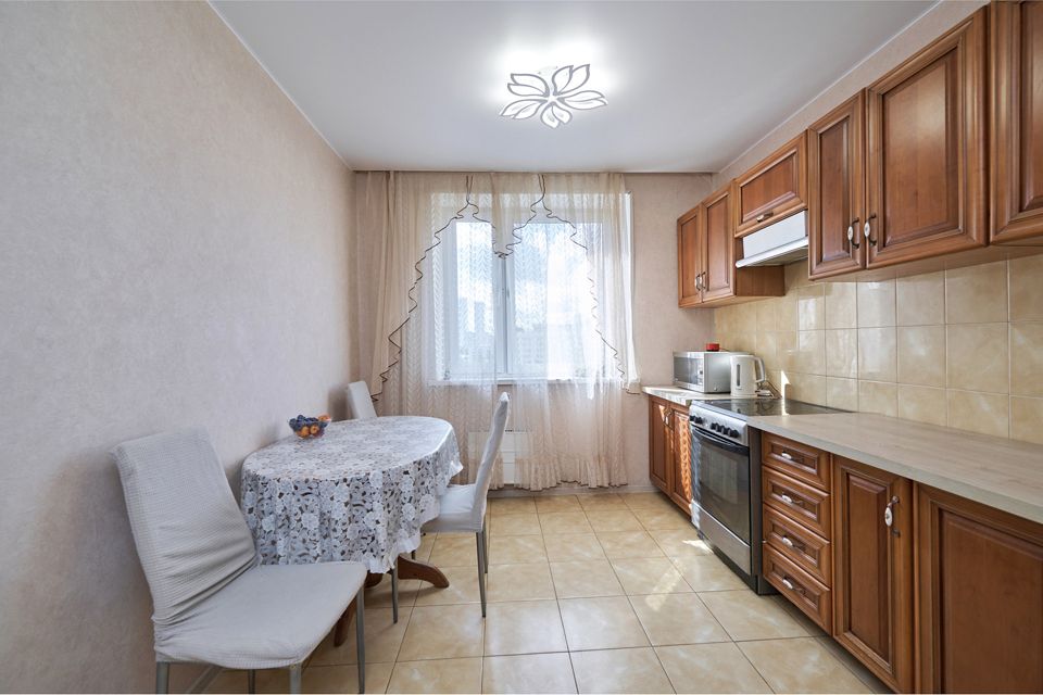 Продаётся 4-комнатная квартира, 93 м²