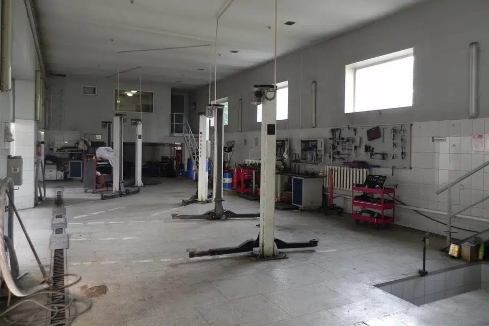 Продаётся торговое помещение, 656 м²