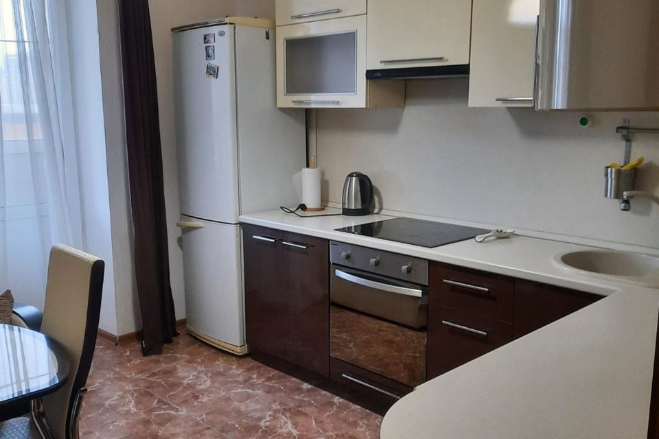 Продаётся 1-комнатная квартира, 38.4 м²