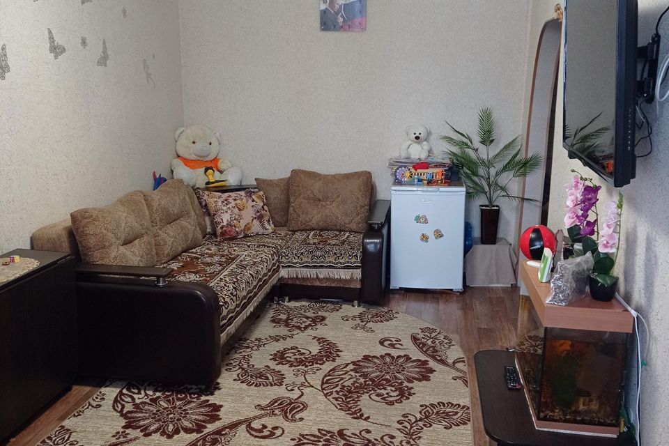 Продаётся 3-комнатная квартира, 59.7 м²