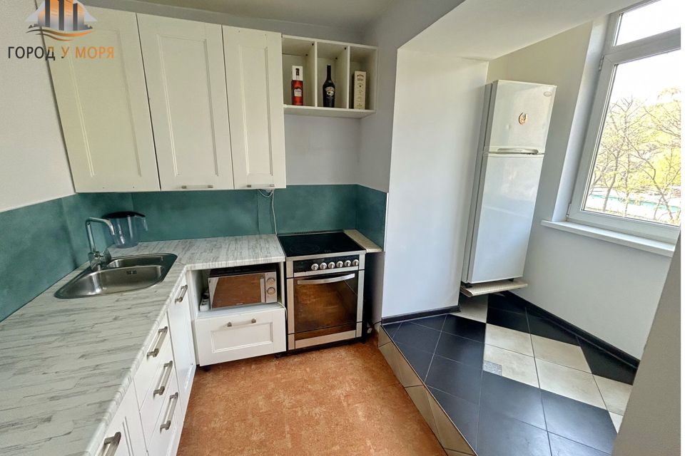 Продаётся 3-комнатная квартира, 60 м²