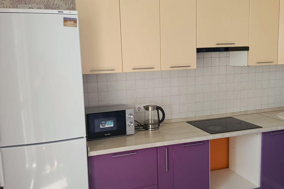 Сдаётся 1-комнатная квартира, 38 м²