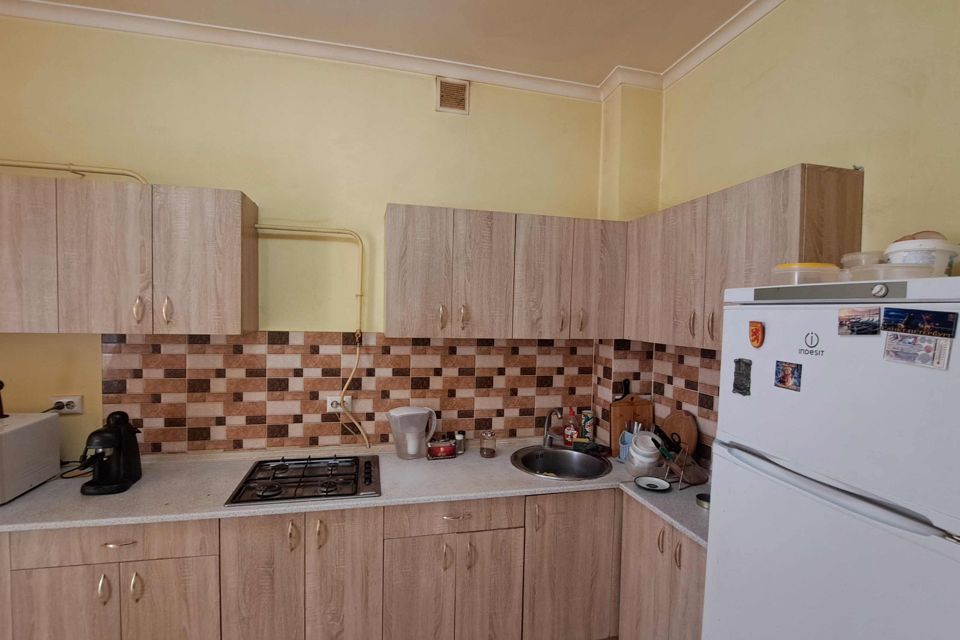 Продаётся 1-комнатная квартира, 42.5 м²