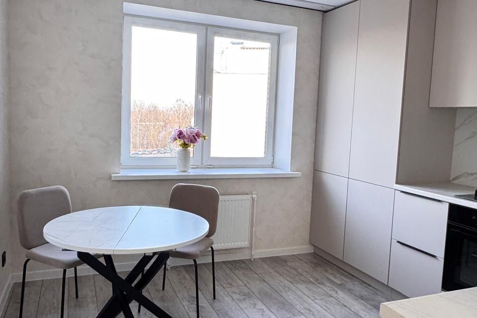 Продаётся 2-комнатная квартира, 53 м²