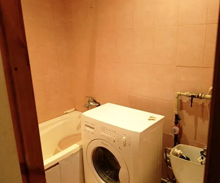 Продаётся 3-комнатная квартира, 56.7 м²