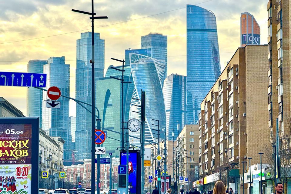 Продаётся 3-комнатная квартира, 69.7 м²