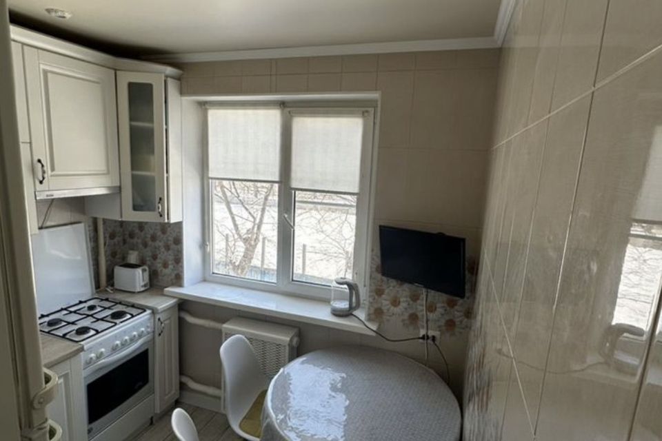 Продаётся 3-комнатная квартира, 56.6 м²