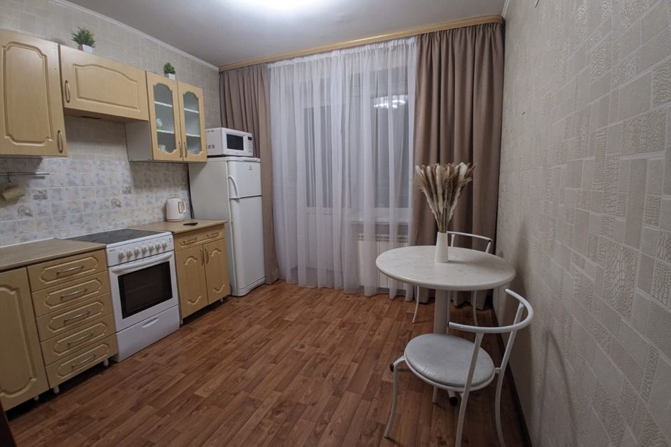 Продаётся 1-комнатная квартира, 37 м²