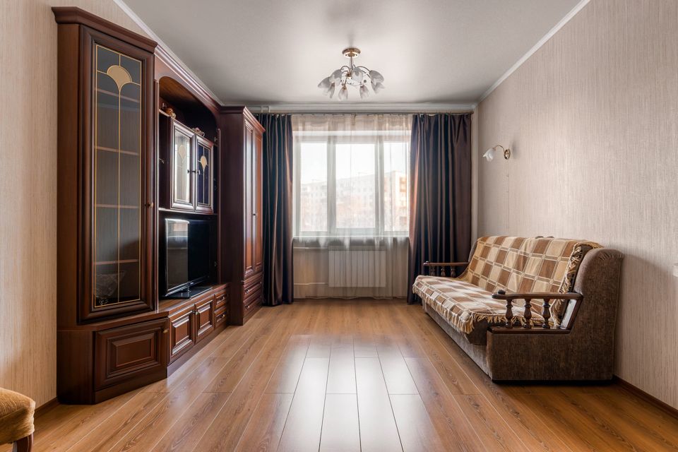 Продаётся 1-комнатная квартира, 49.7 м²