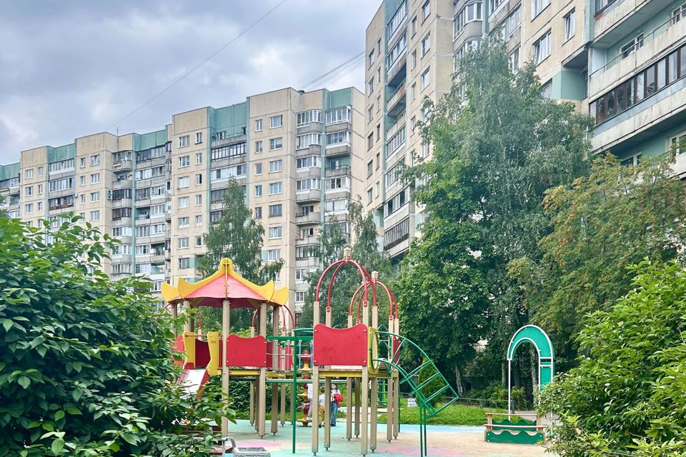 Продаётся 2-комнатная квартира, 50.6 м²