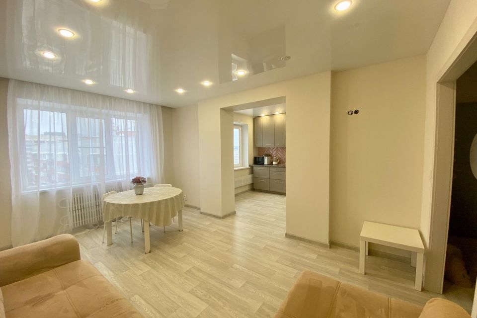 Продаётся 2-комнатная квартира, 62.8 м²