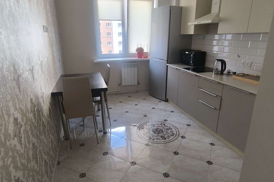 Сдаётся 1-комнатная квартира, 37 м²