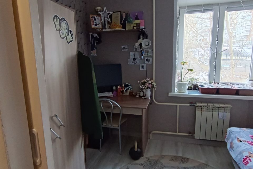 Продаётся 4-комнатная квартира, 74 м²