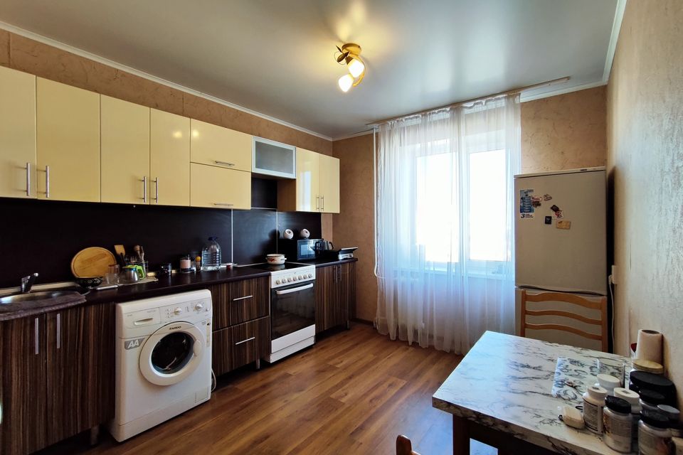 Продаётся 1-комнатная квартира, 41 м²