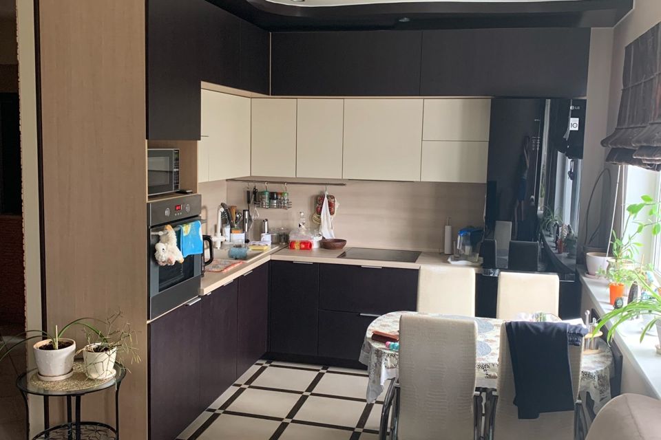 Продаётся 3-комнатная квартира, 66.8 м²