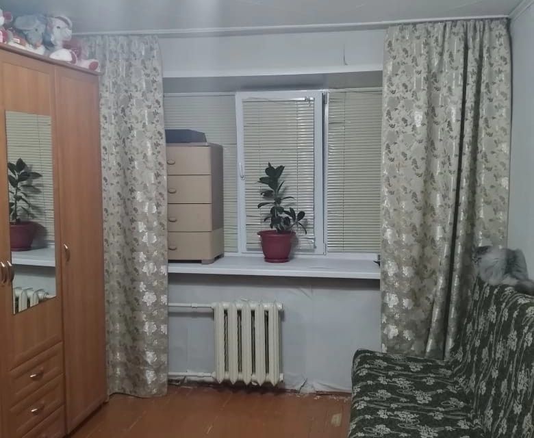 Продаётся комната в 1-комн. квартире, 13.6 м²