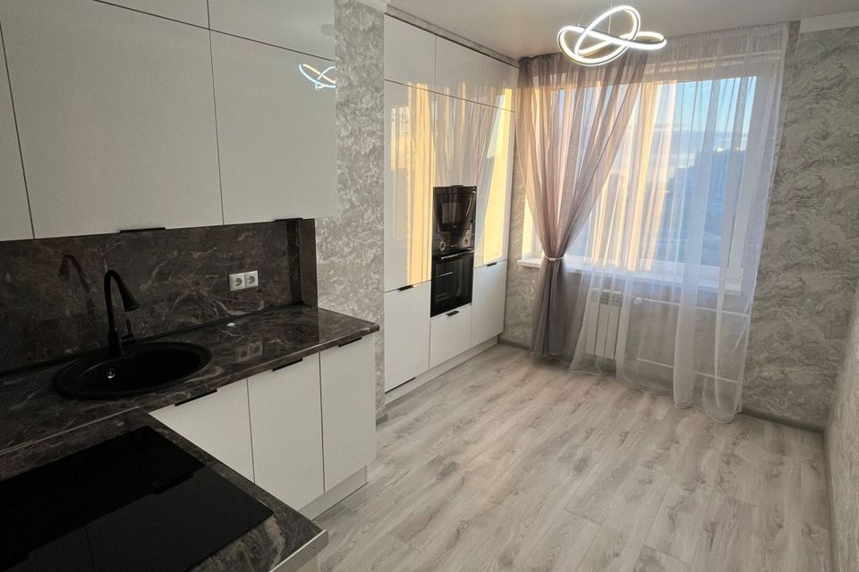 Продаётся 1-комнатная квартира, 60 м²