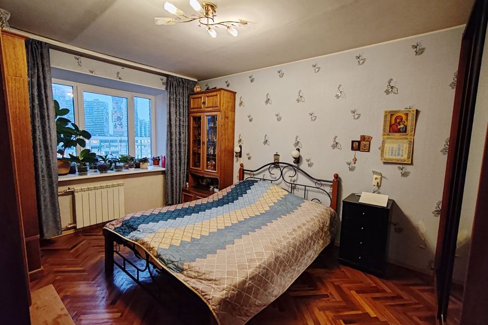 Продаётся 4-комнатная квартира, 81.2 м²