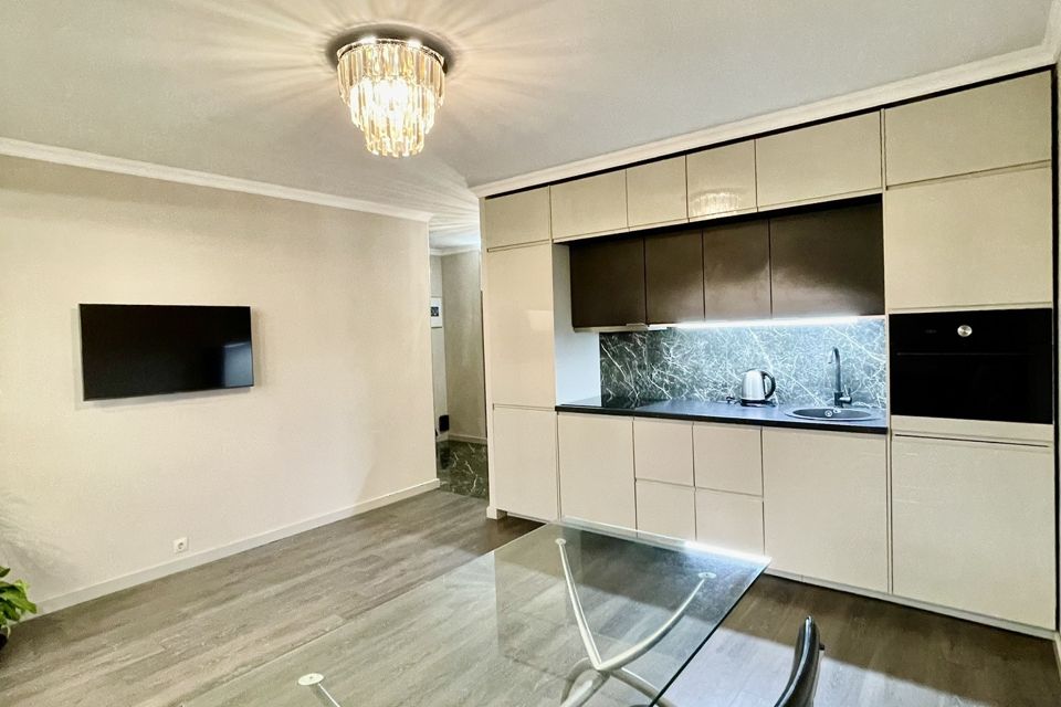 Продаётся 2-комнатная квартира, 63.4 м²