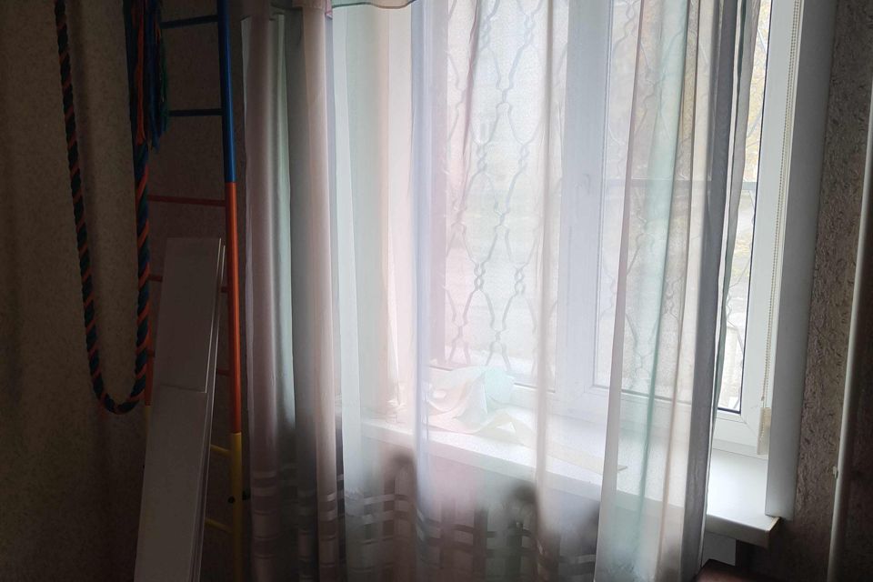 Продаётся 3-комнатная квартира, 55.8 м²