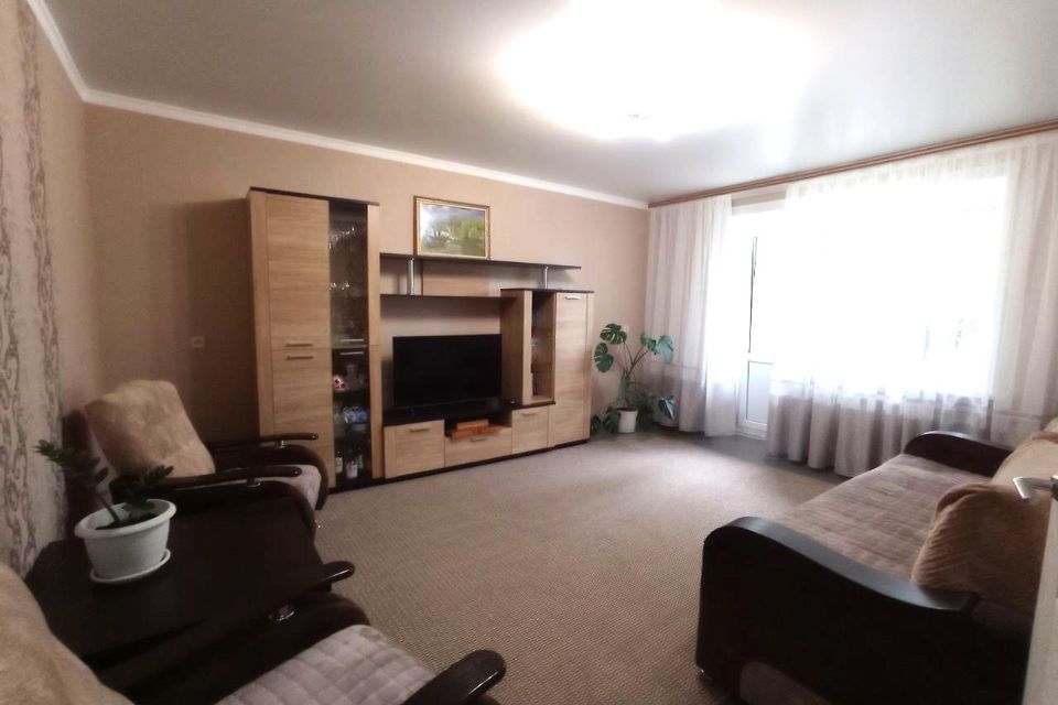 Продаётся 4-комнатная квартира, 76 м²