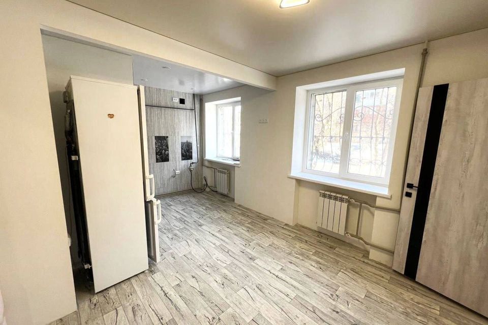 Продаётся 3-комнатная квартира, 49 м²