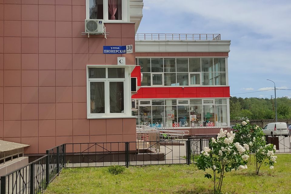 Продаётся 1-комнатная квартира, 55.4 м²