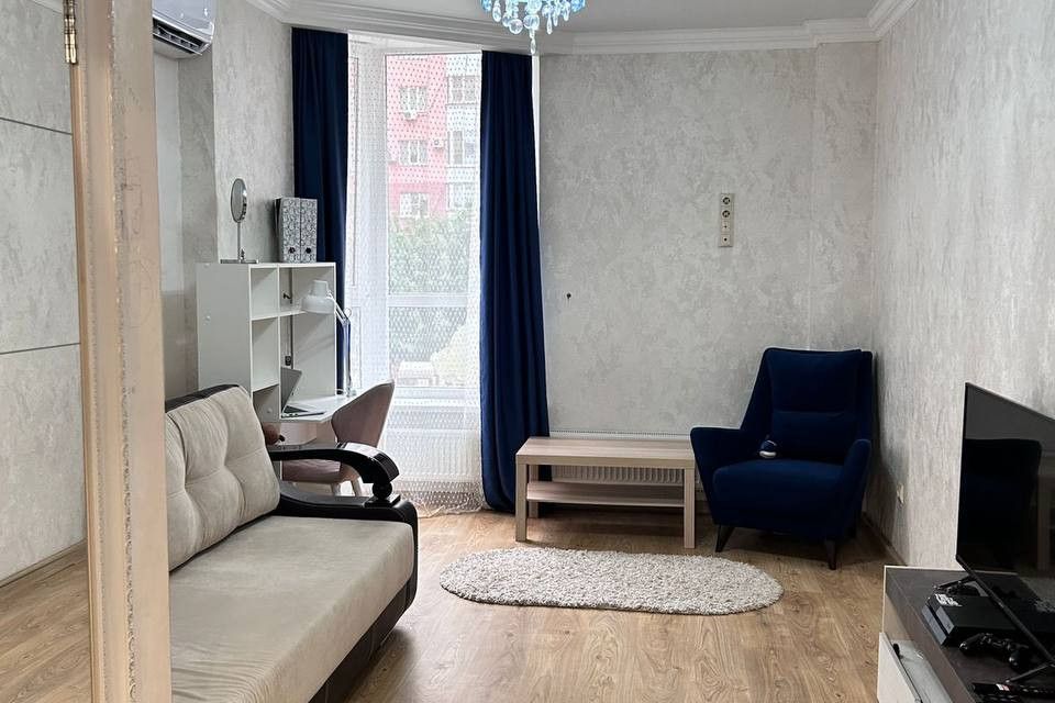 Продаётся 1-комнатная квартира, 37.1 м²