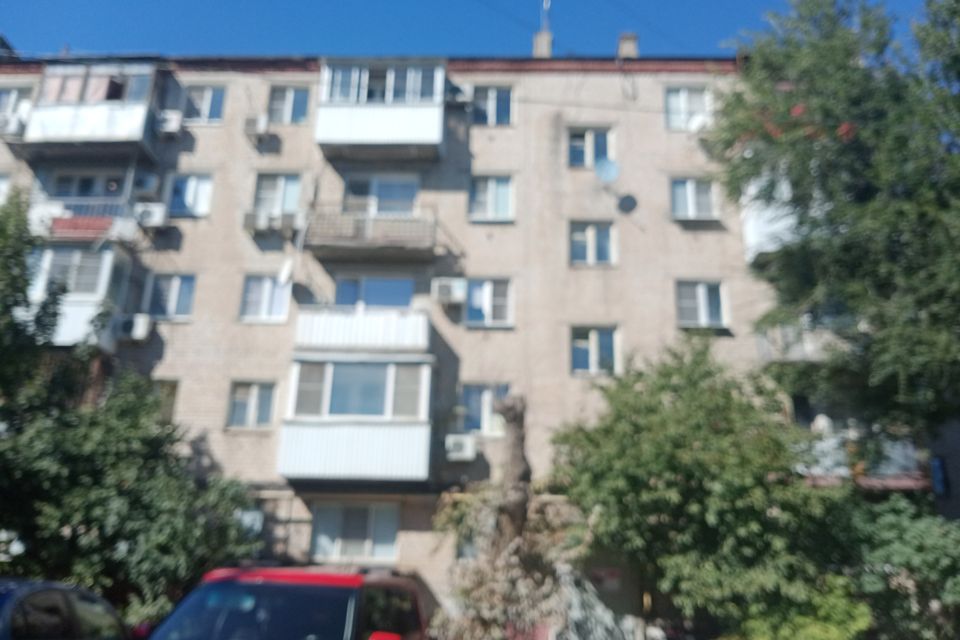 Продаётся 3-комнатная квартира, 55.7 м²