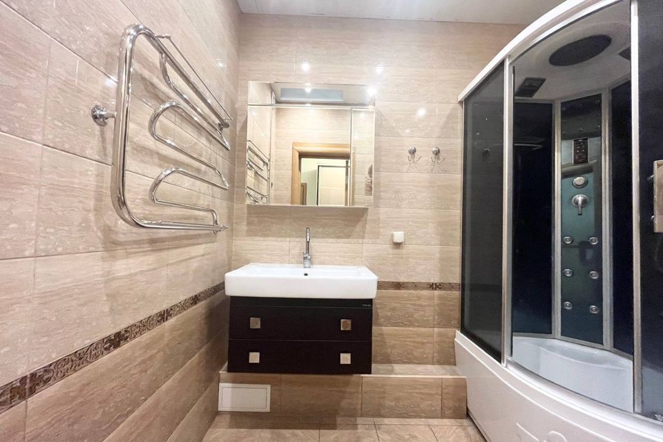 Продаётся 1-комнатная квартира, 53 м²