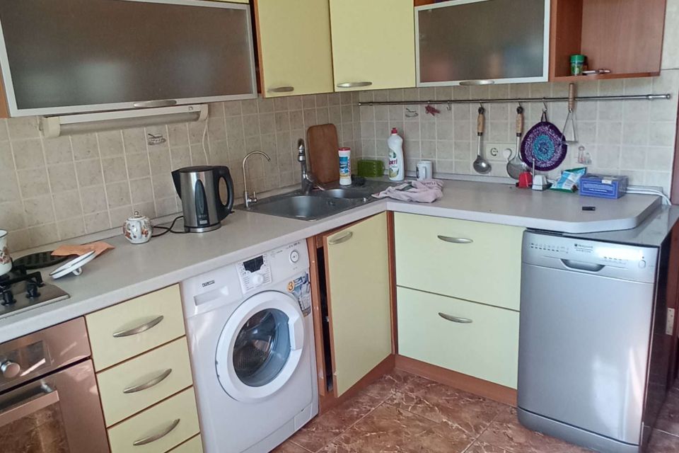 Сдаётся 2-комнатная квартира, 52 м²