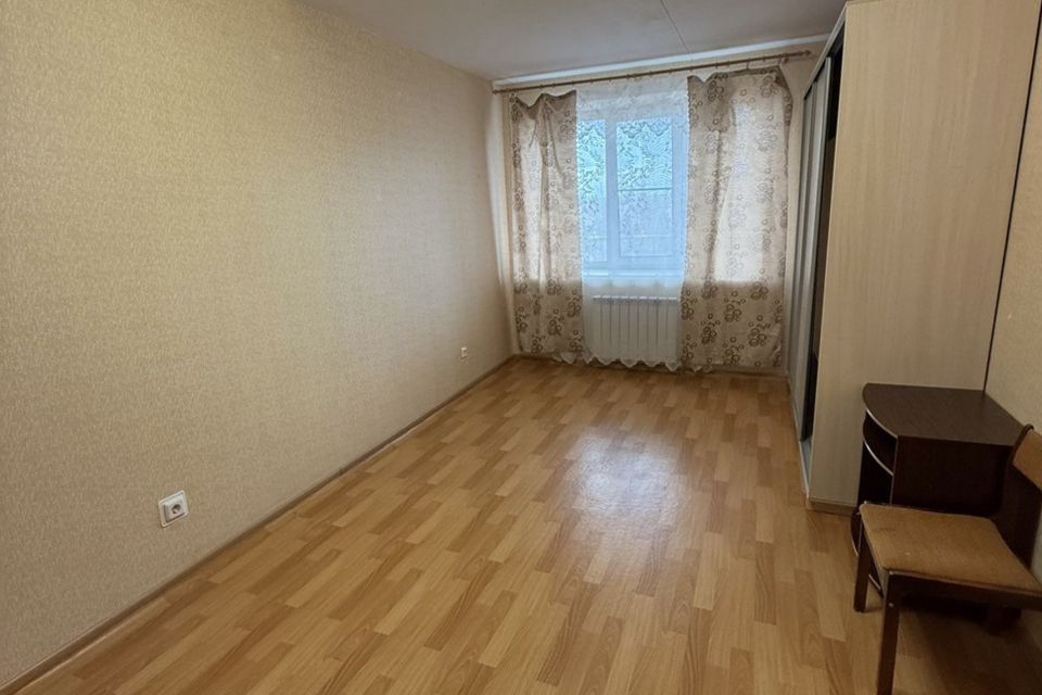 Продаётся 1-комнатная квартира, 42.7 м²