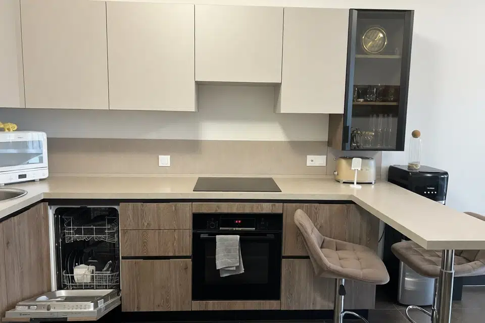 Продаётся 2-комнатная квартира, 65 м²
