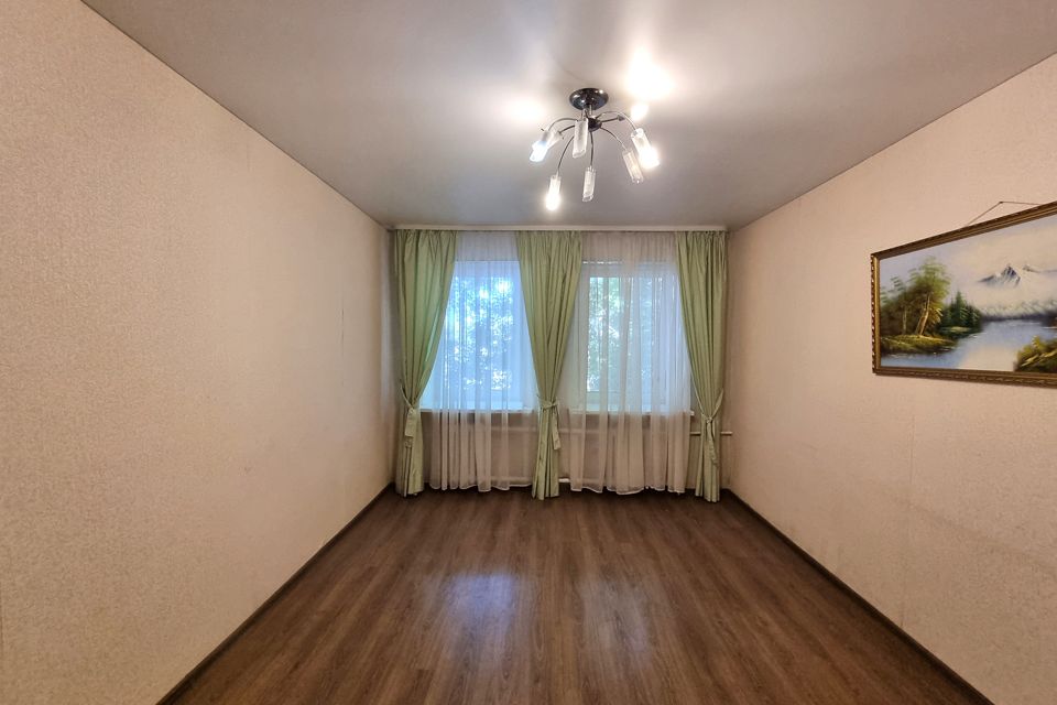 Продаётся 3-комнатная квартира, 56.1 м²
