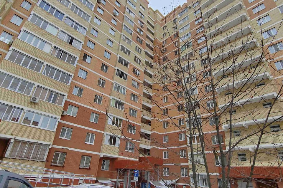 Продаётся 2-комнатная квартира, 62 м²