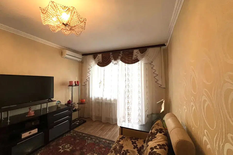 Продаётся 2-комнатная квартира, 45.6 м²