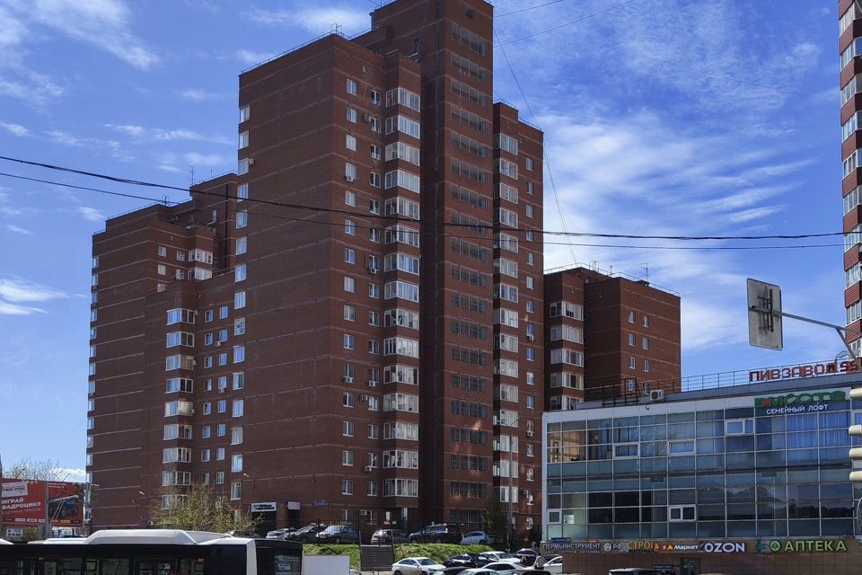 Продаётся 1-комнатная квартира, 42.1 м²
