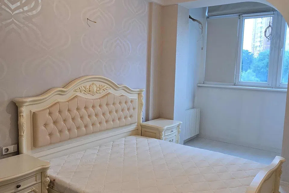 Продаётся 1-комнатная квартира, 53 м²