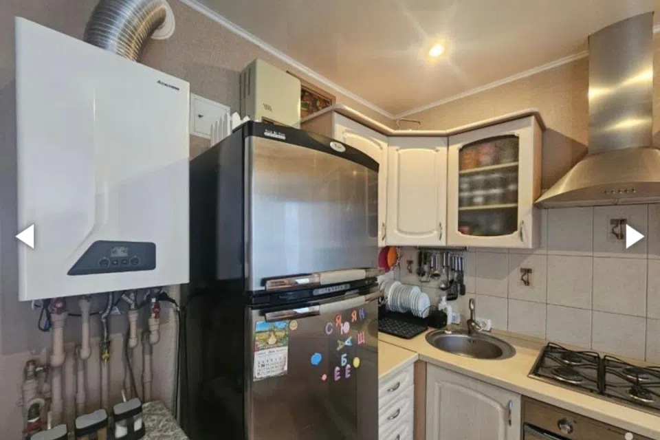 Продаётся 3-комнатная квартира, 57 м²