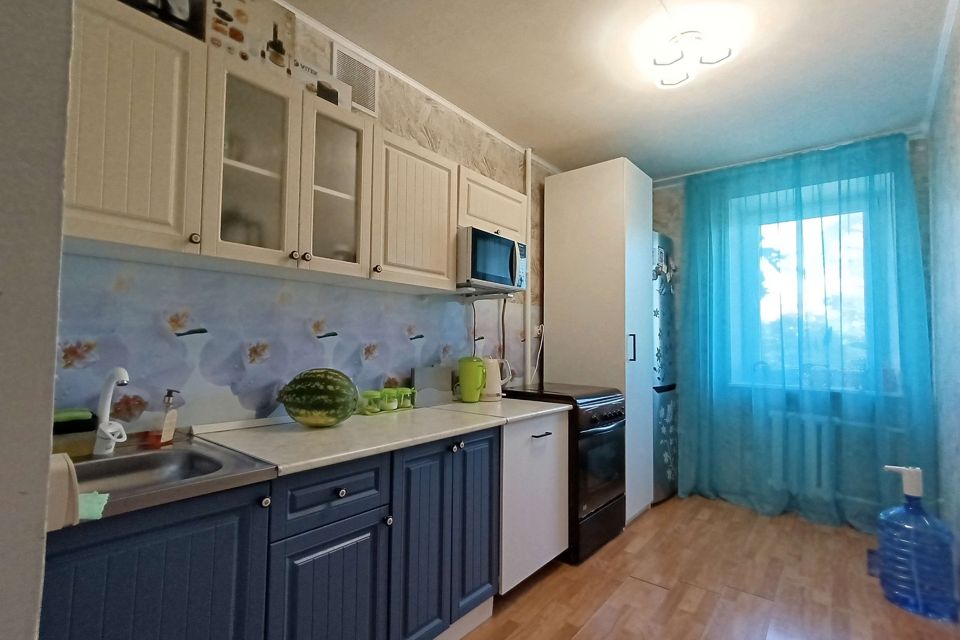 Продаётся 4-комнатная квартира, 76.5 м²