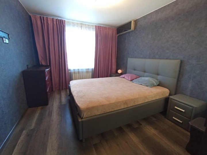 Сдаётся 2-комнатная квартира, 65 м²