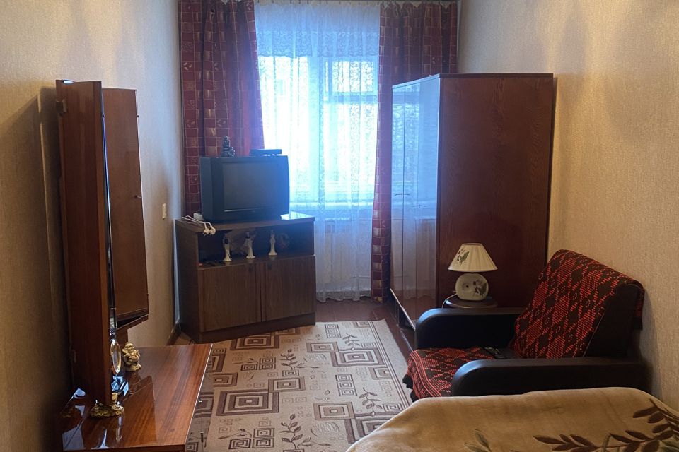 Продаётся 3-комнатная квартира, 56 м²