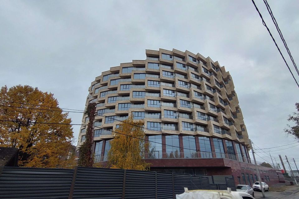 Продаётся 2-комнатная квартира, 55.6 м²