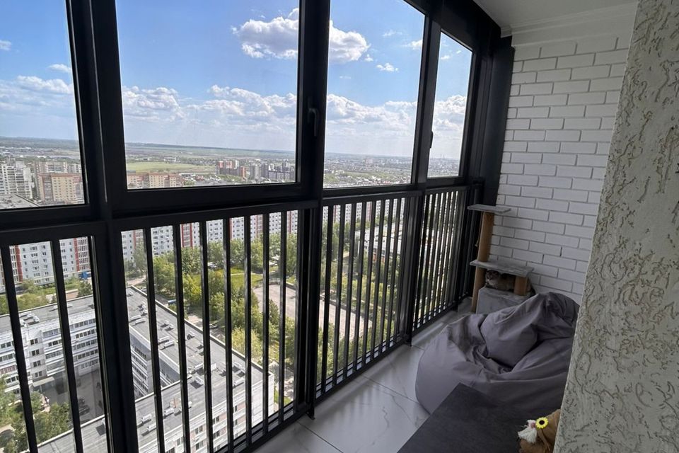 Продаётся 3-комнатная квартира, 61.8 м²