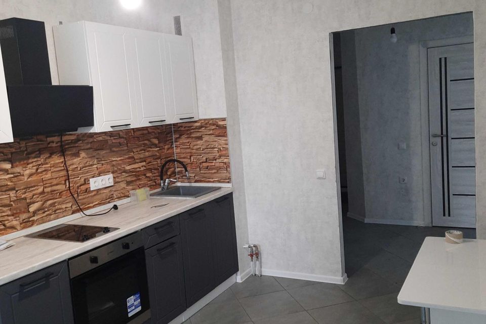 Сдаётся 1-комнатная квартира, 47 м²
