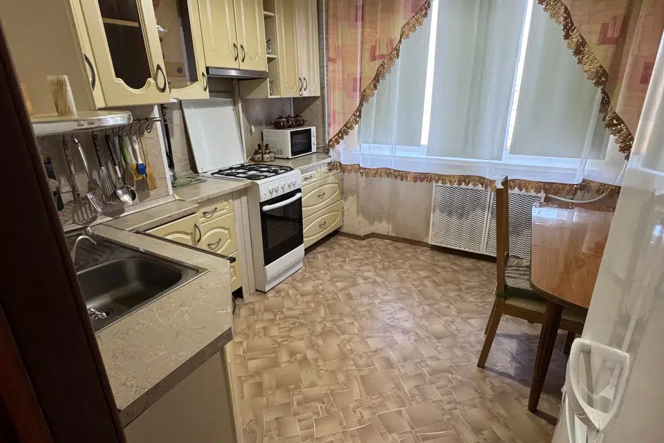 Продаётся 3-комнатная квартира, 70.5 м²