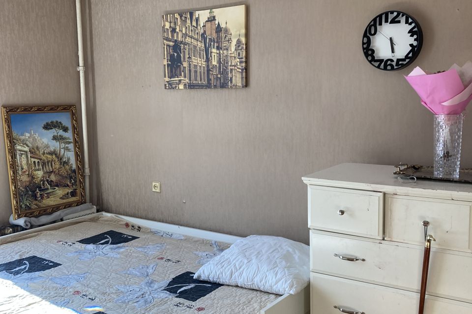 Продаётся комната в 2-комн. квартире, 16 м²