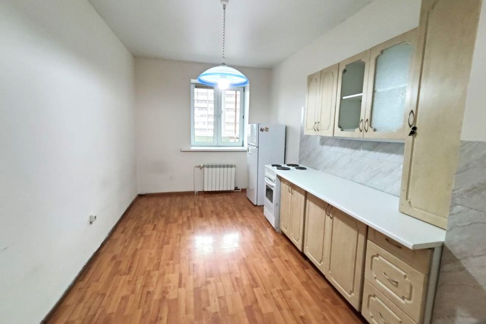 Продаётся 1-комнатная квартира, 38 м²