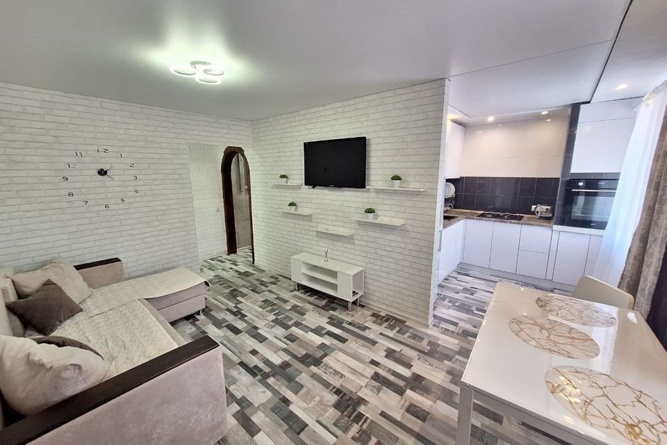 Продаётся 3-комнатная квартира, 57 м²